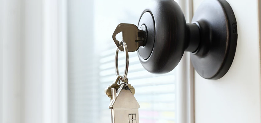 Bifold Door Knob Replacement in Colton, California