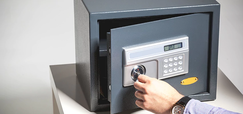 Jewelry Safe Unlocking Service in Colton, California